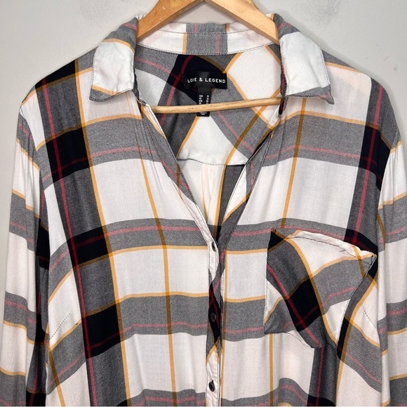 Addition Love & Legend Black & White Button Down Shirt Size 18 - Picture 2 of 12